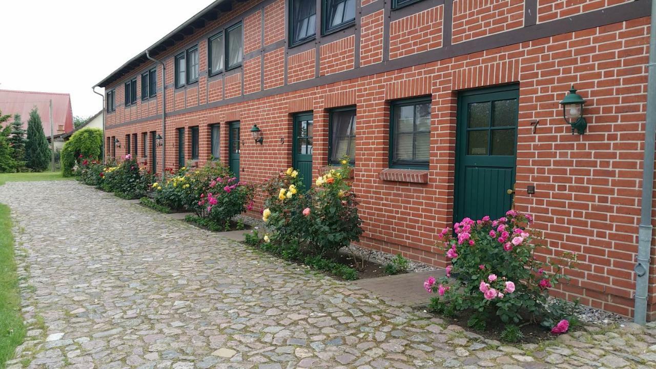 Landferienhof "Mueritzufer" Ludorf Eksteriør billede